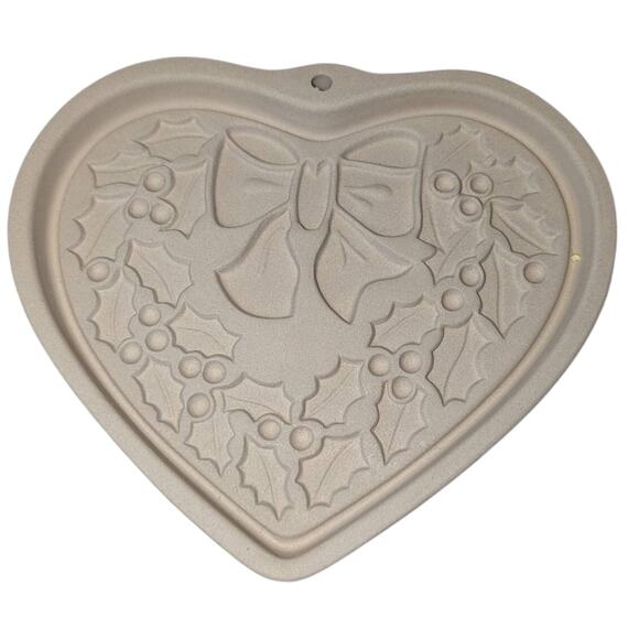 NIP Retired Pampered Chef Stoneware Cookie Molds Summer Wreath Hospitality Heart - Picture 4 of 6
